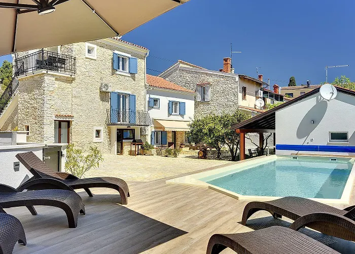 Nur 250 Meter Vom Mit Salzwasserpool Apartment *